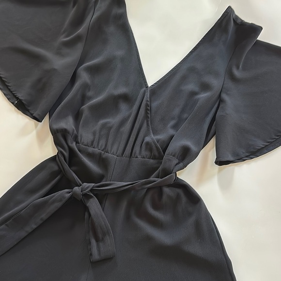 Stylish Black Jumpsuit - Picture 2 of 6